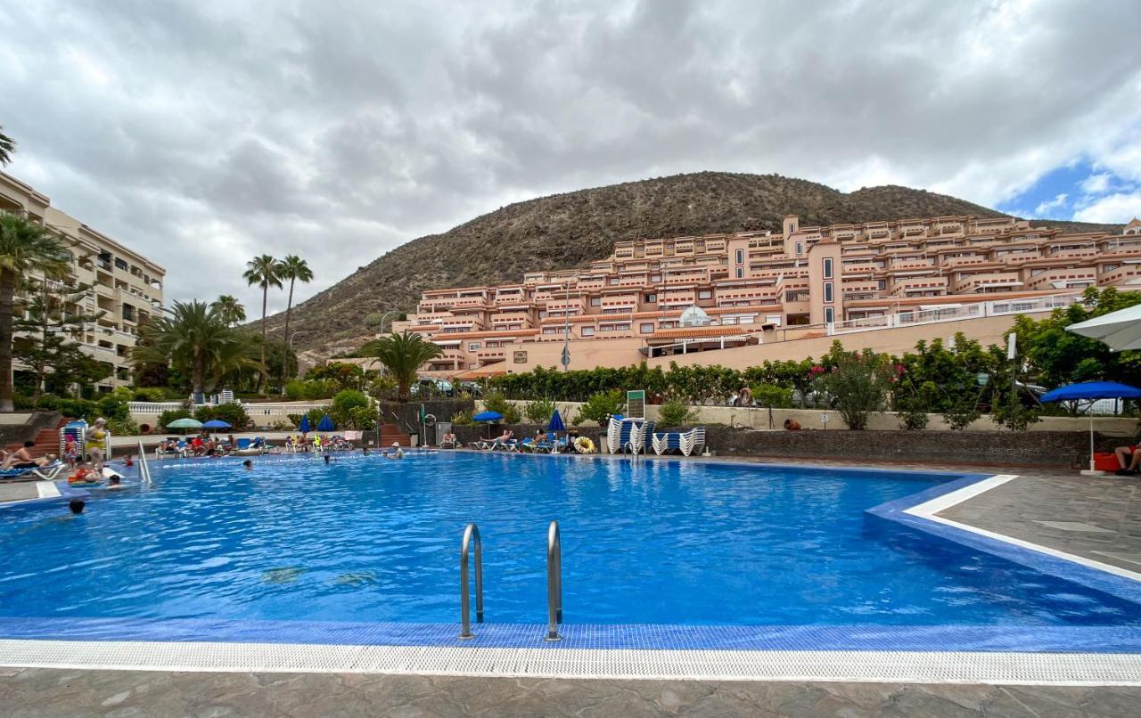 Korallia Guesthouse Castle Harbour Los Cristianos  Eksteriør bilde